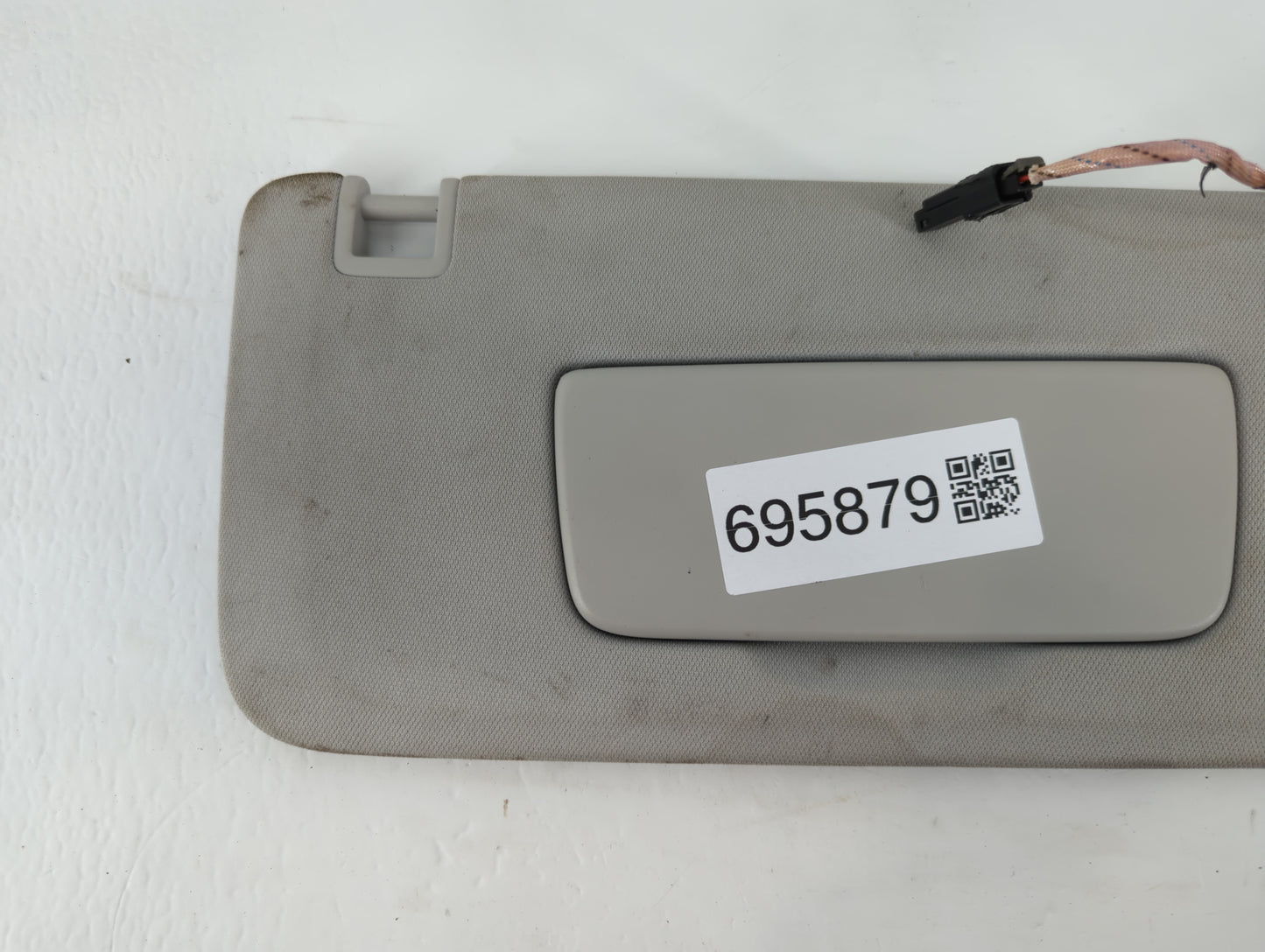 2018-2022 Chevrolet Traverse Sun Visor Shade Replacement Passenger Right Mirror Fits Fits 2018 2019 2020 2021 2022 OEM Used 