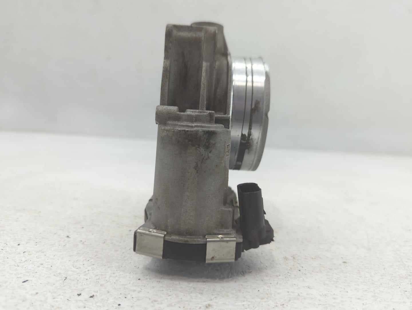 2017-2022 Chevrolet Traverse Throttle Body P/N:12670981A Fits Fits 2012 2013 2014 2015 2016 2017 2018 2019 2020 2021 2022 OE