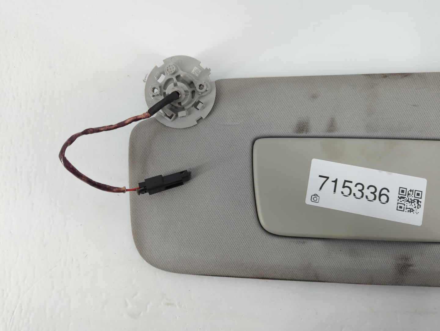 2018-2022 Chevrolet Traverse Sun Visor Shade Replacement Driver Left Mirror Fits Fits 2018 2019 2020 2021 2022 OEM Used Auto