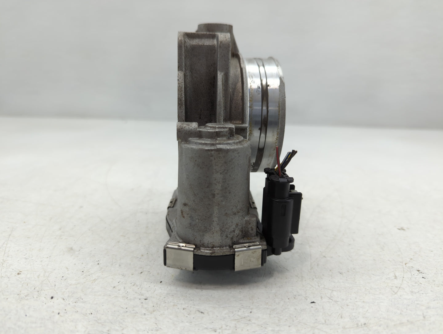 2017-2022 Chevrolet Traverse Throttle Body P/N:12670981AA Fits Fits 2012 2013 2014 2015 2016 2017 2018 2019 2020 2021 2022 O