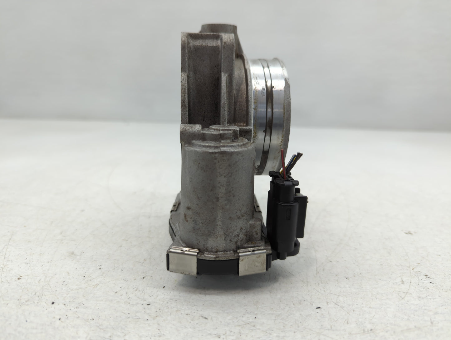 2017-2022 Chevrolet Traverse Throttle Body P/N:12670981AA Fits Fits 2012 2013 2014 2015 2016 2017 2018 2019 2020 2021 2022 O