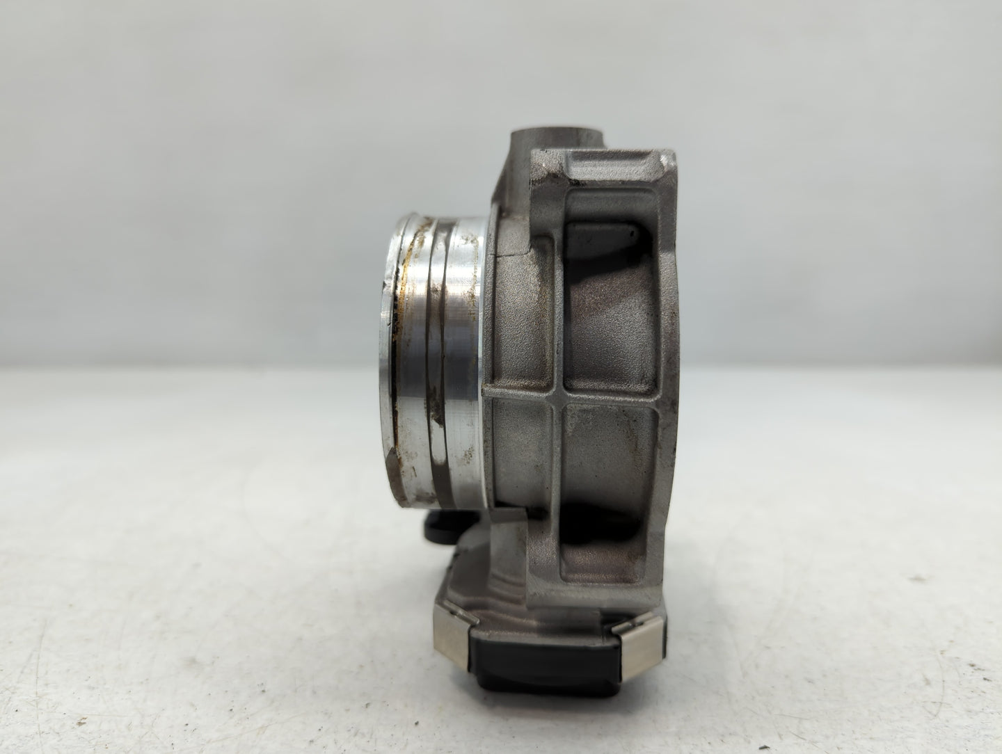 2017-2022 Chevrolet Traverse Throttle Body P/N:12670981AA Fits Fits 2012 2013 2014 2015 2016 2017 2018 2019 2020 2021 2022 O
