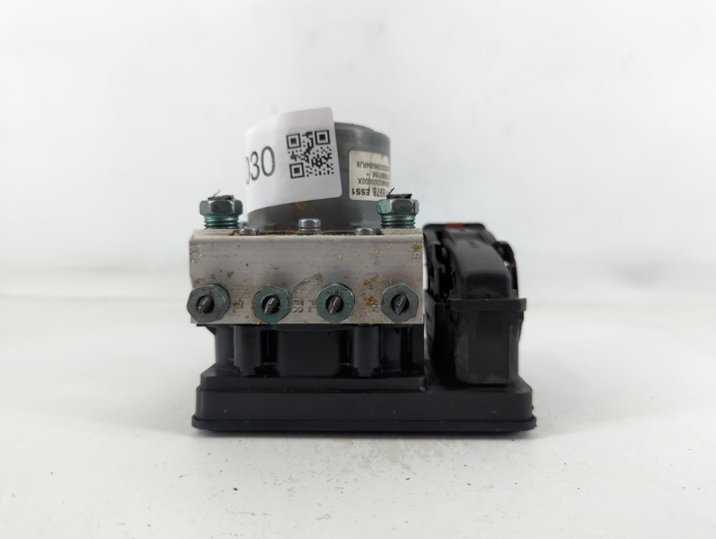 2019-2022 Chevrolet Traverse ABS Pump Control Module Replacement P/N:84738978 Fits Fits 2019 2020 2021 2022 OEM Used Auto Pa