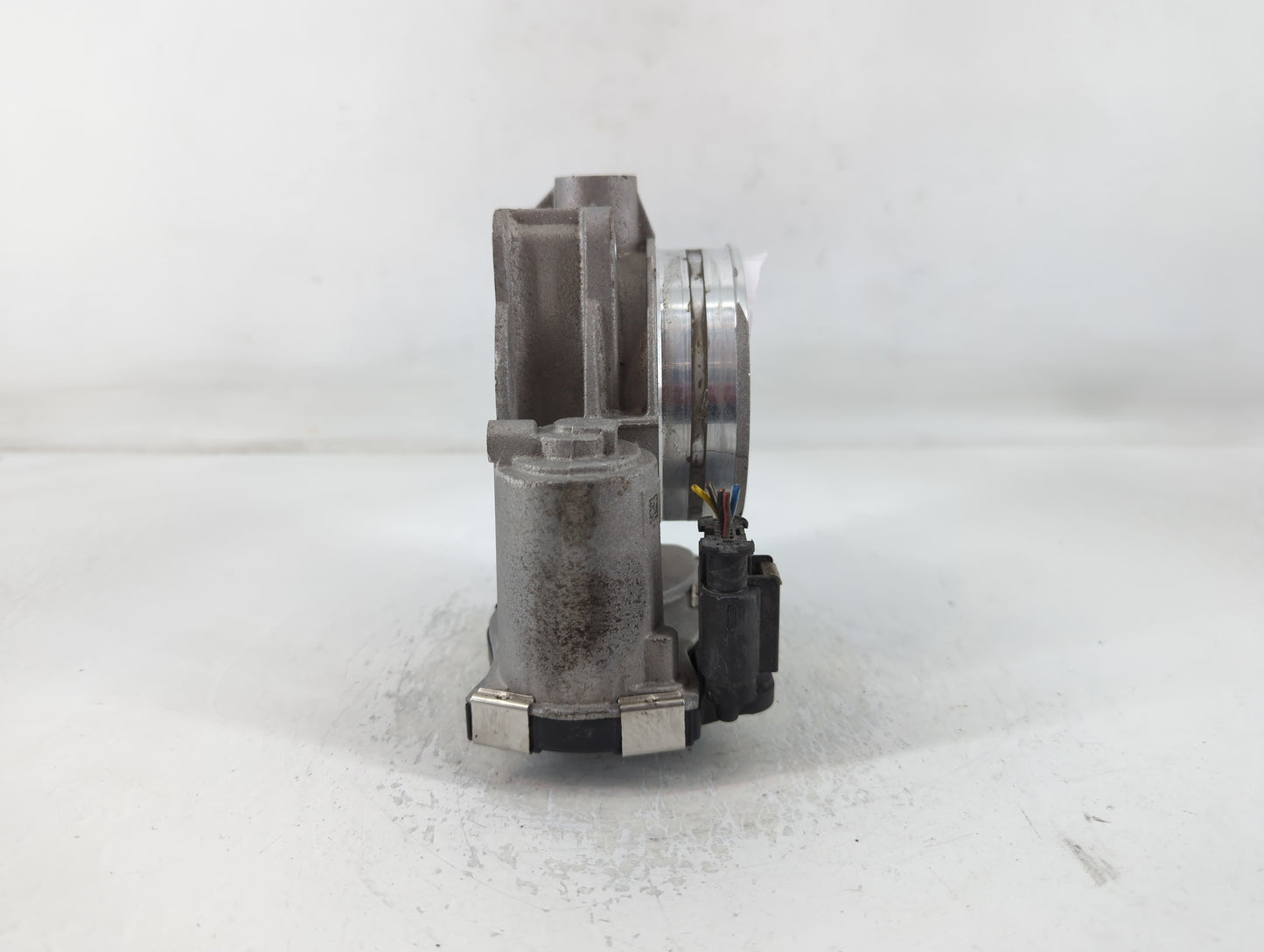 2017-2022 Chevrolet Traverse Throttle Body P/N:12670981AA Fits Fits 2012 2013 2014 2015 2016 2017 2018 2019 2020 2021 2022 O