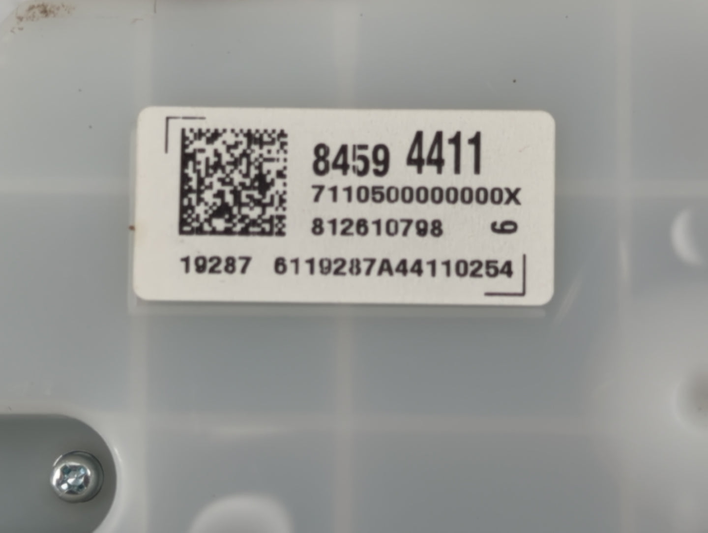 2020-2021 Chevrolet Traverse Instrument Cluster Speedometer Gauges P/N:84594411 Fits Fits 2020 2021 OEM Used Auto Parts - Oe