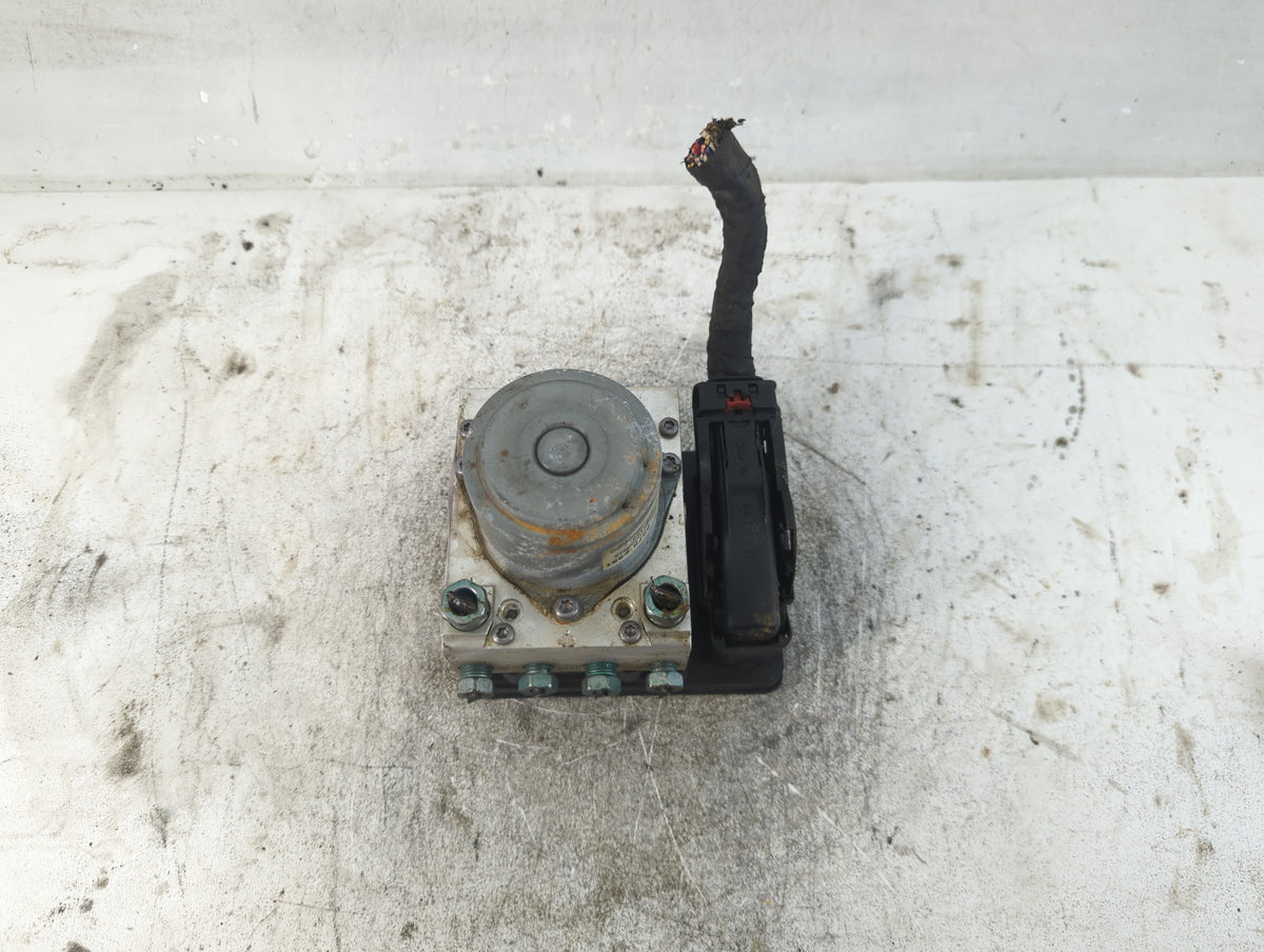 2019-2022 Chevrolet Traverse Anti-Lock Brake ABS Pump Module Actuator OEM P/N:84738978 Fits Fits 2019 2020 2021 2022 OEM Use
