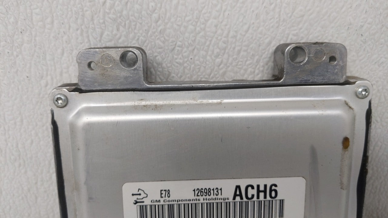 2017-2018 Chevrolet Trax PCM Engine Control Computer ECU ECM PCU OEM P/N:12679097 12670309, 12695536 Fits Fits 2017 2018 201