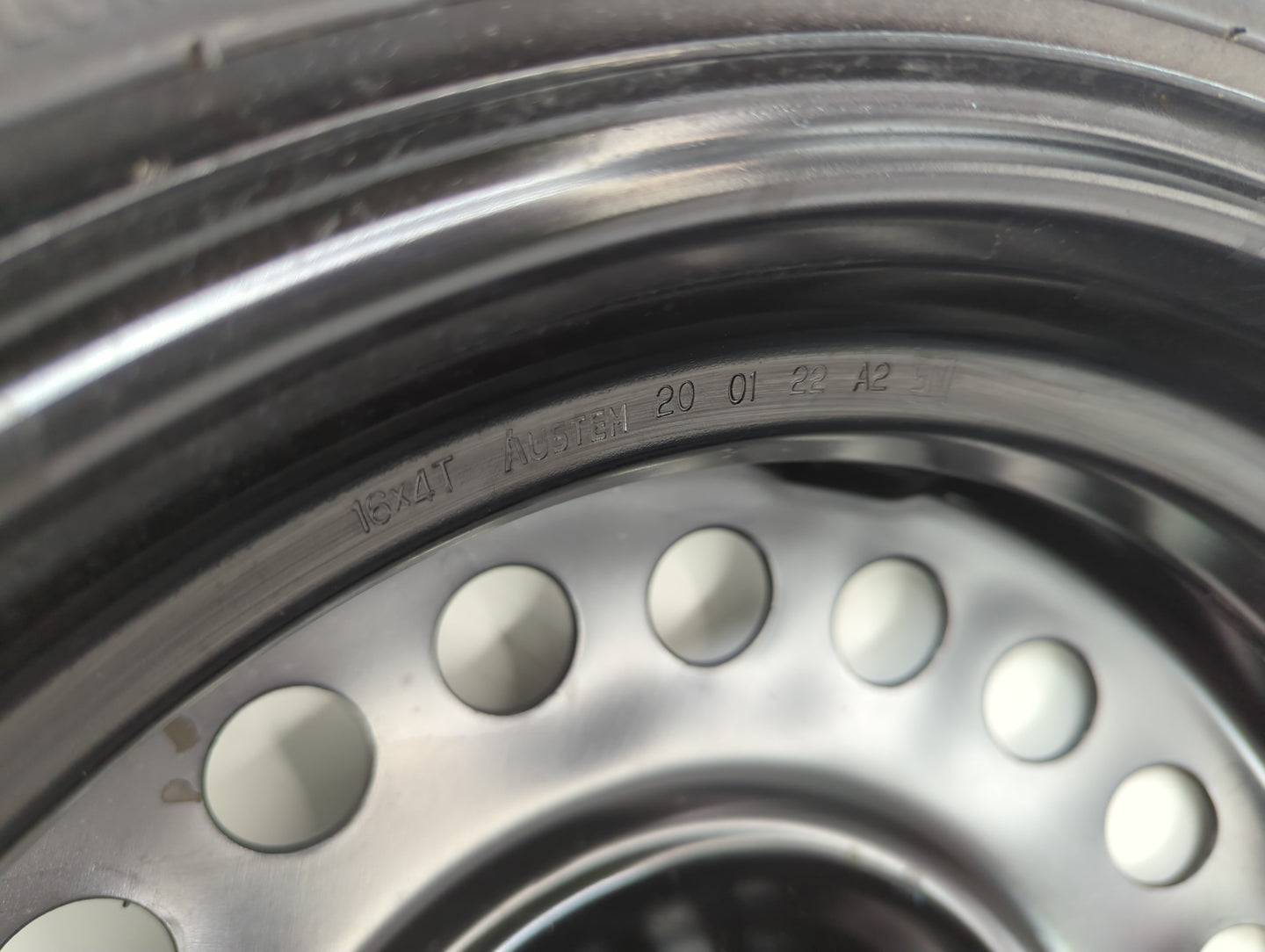 2019-2022 Chevrolet Trax Spare Donut Tire Wheel Rim Oem - Oemusedautoparts1.com
