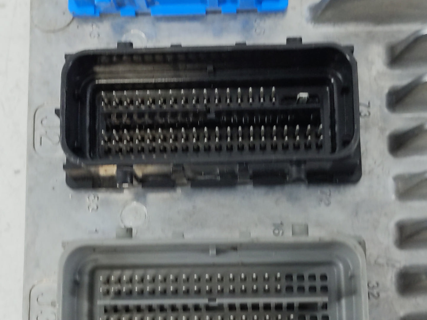 2017-2021 Chevrolet Trax PCM Engine Control Computer ECU ECM PCU OEM P/N:12698131 Fits Fits 2017 2018 2019 2020 2021 OEM Use