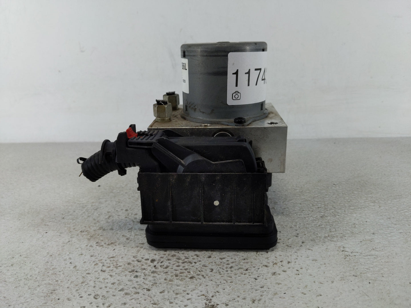 2017-2021 Chevrolet Trax ABS Pump Control Module Replacement P/N:42643519 Fits Fits 2017 2018 2019 2020 2021 OEM Used Auto P