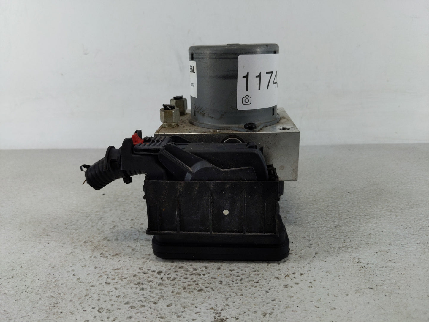 2017-2021 Chevrolet Trax ABS Pump Control Module Replacement P/N:42643519 Fits Fits 2017 2018 2019 2020 2021 OEM Used Auto P