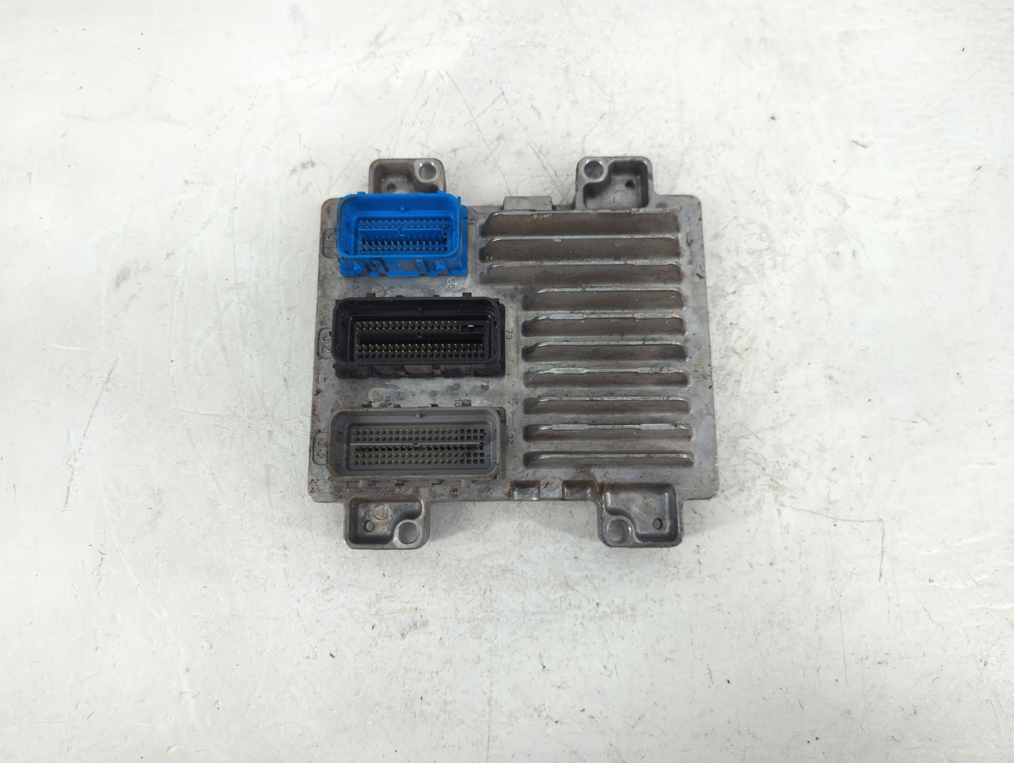 2017-2021 Chevrolet Trax PCM Engine Control Computer ECU ECM PCU OEM P/N:12698131 Fits Fits 2017 2018 2019 2020 2021 OEM Use