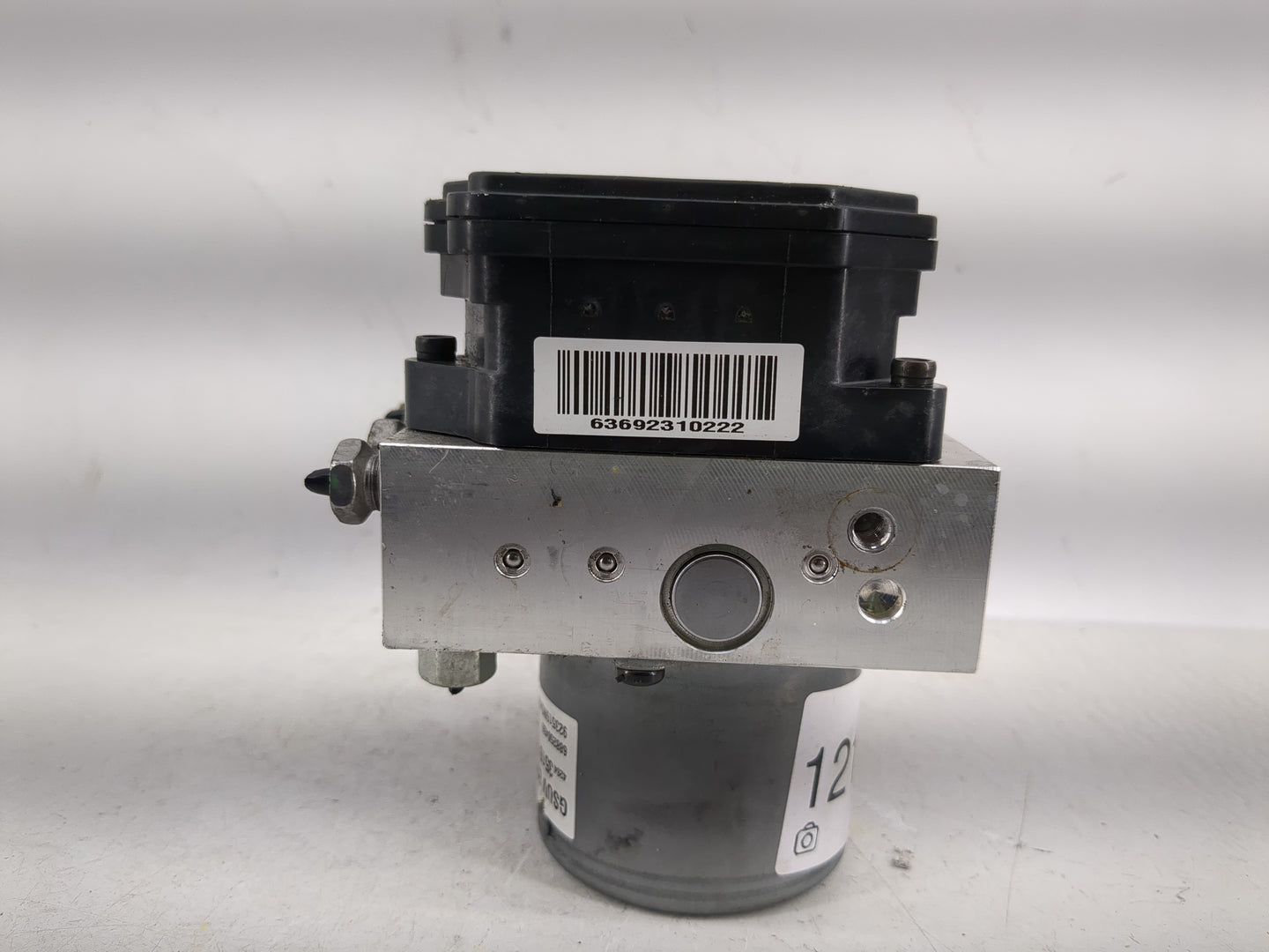 2017-2021 Chevrolet Trax ABS Pump Control Module Replacement P/N:42643519 Fits Fits 2017 2018 2019 2020 2021 OEM Used Auto P