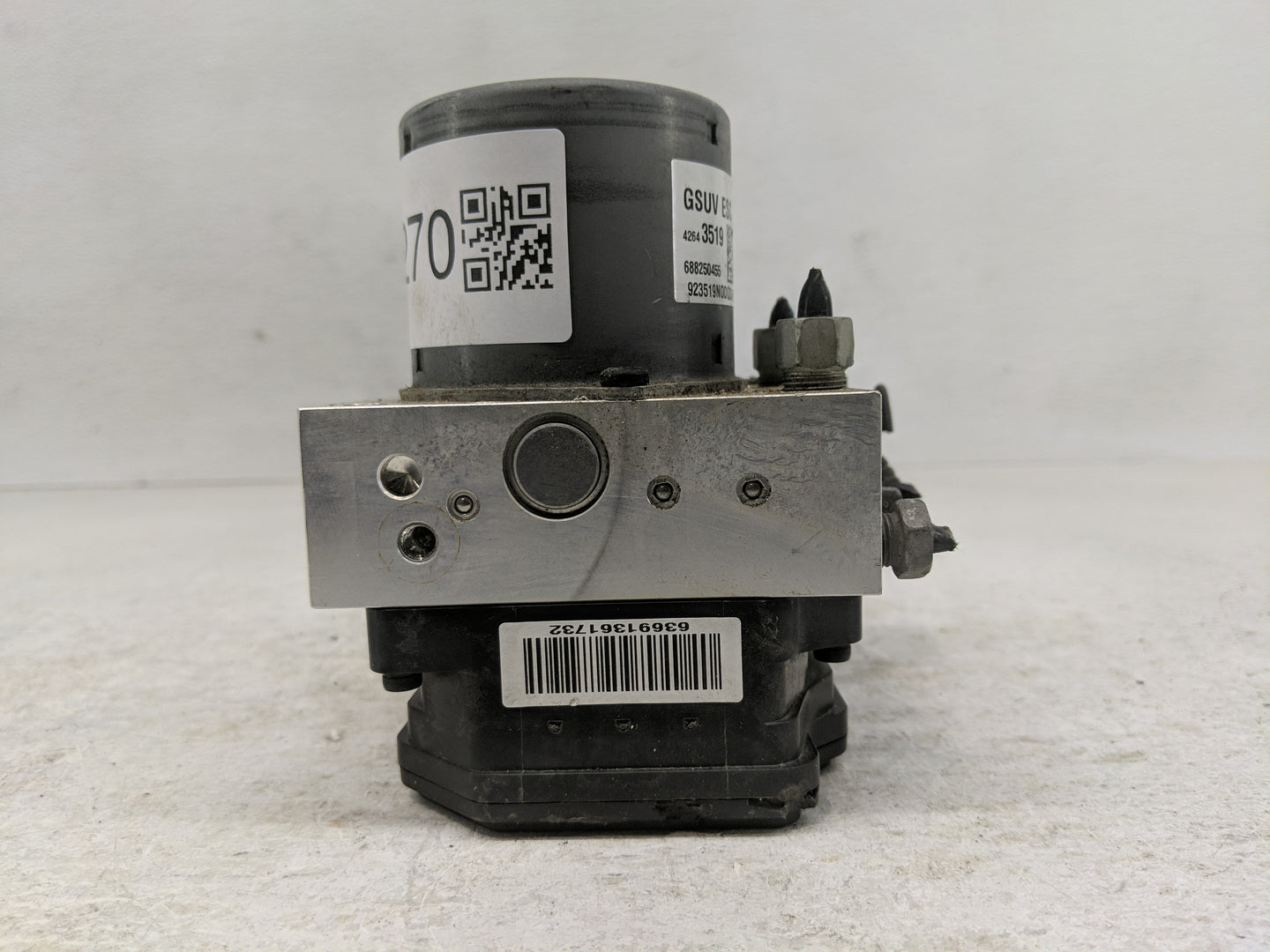 2017-2021 Chevrolet Trax ABS Pump Control Module Replacement P/N:42643519 Fits Fits 2017 2018 2019 2020 2021 OEM Used Auto P