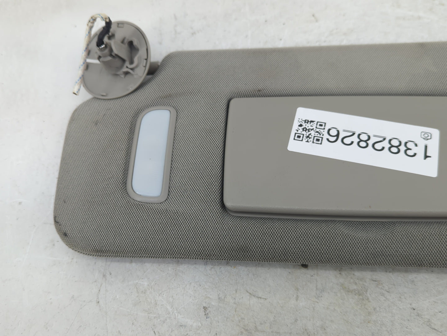 2017-2020 Chevrolet Trax Sun Visor Shade Replacement Driver Left Mirror Fits Fits 2017 2018 2019 2020 OEM Used Auto Parts - 