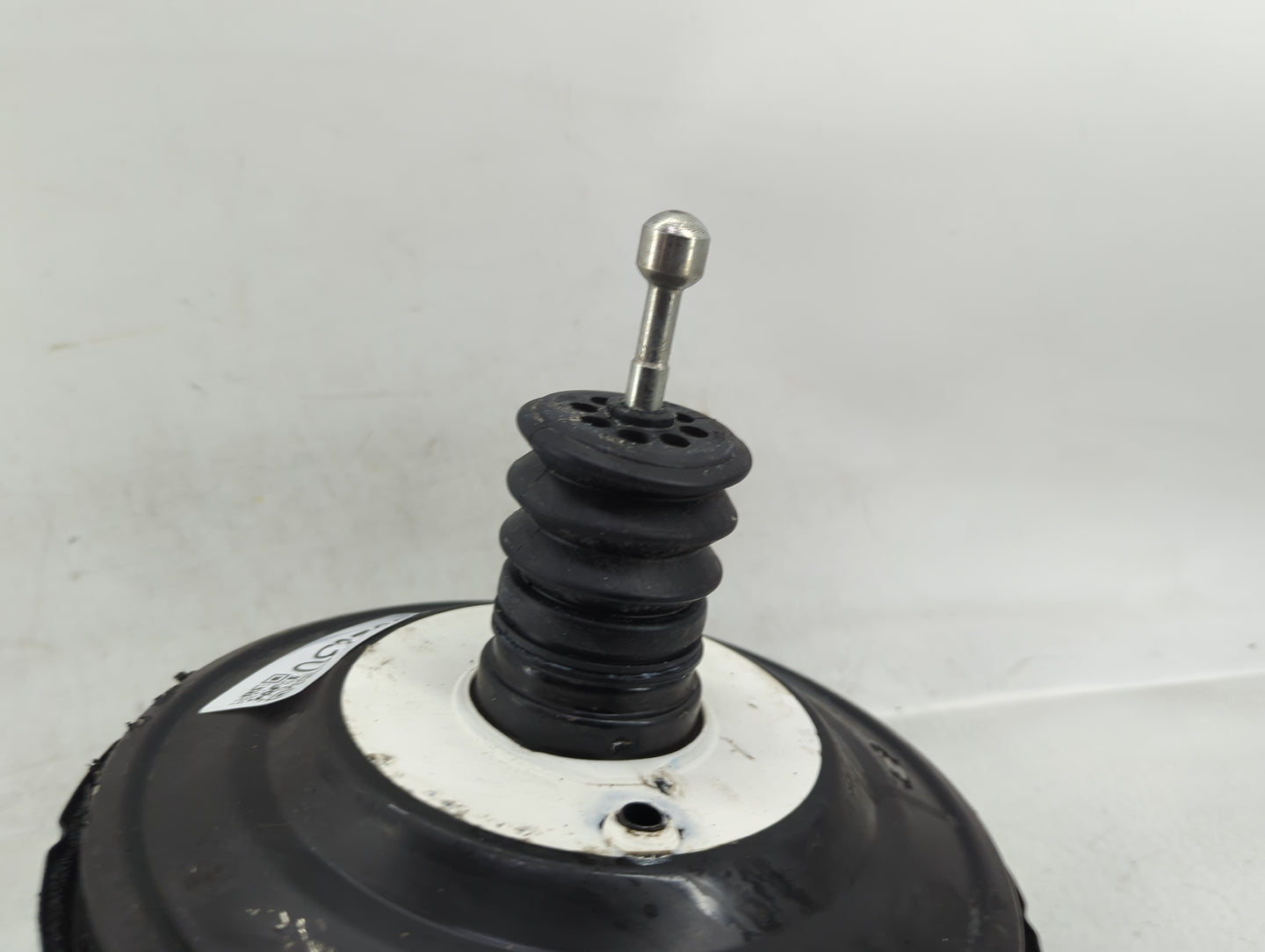 2013-2021 Chevrolet Trax Power Brake Booster Oem 1382930 - Oemusedautoparts1.com