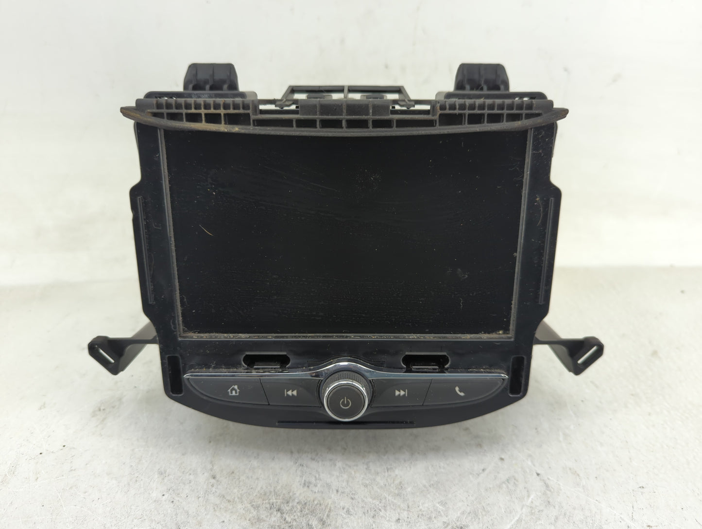 2017-2020 Chevrolet Trax Radio AM FM Cd Player Receiver Replacement P/N:84785809 Fits Fits 2017 2018 2019 2020 OEM Used Auto