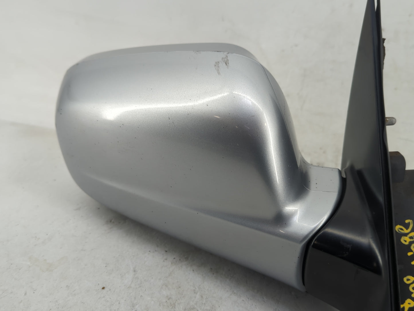 2017-2020 Chevrolet Trax Passenger Side View Mirror - Right Door Mirror OEM Used - Oemusedautoparts1.com