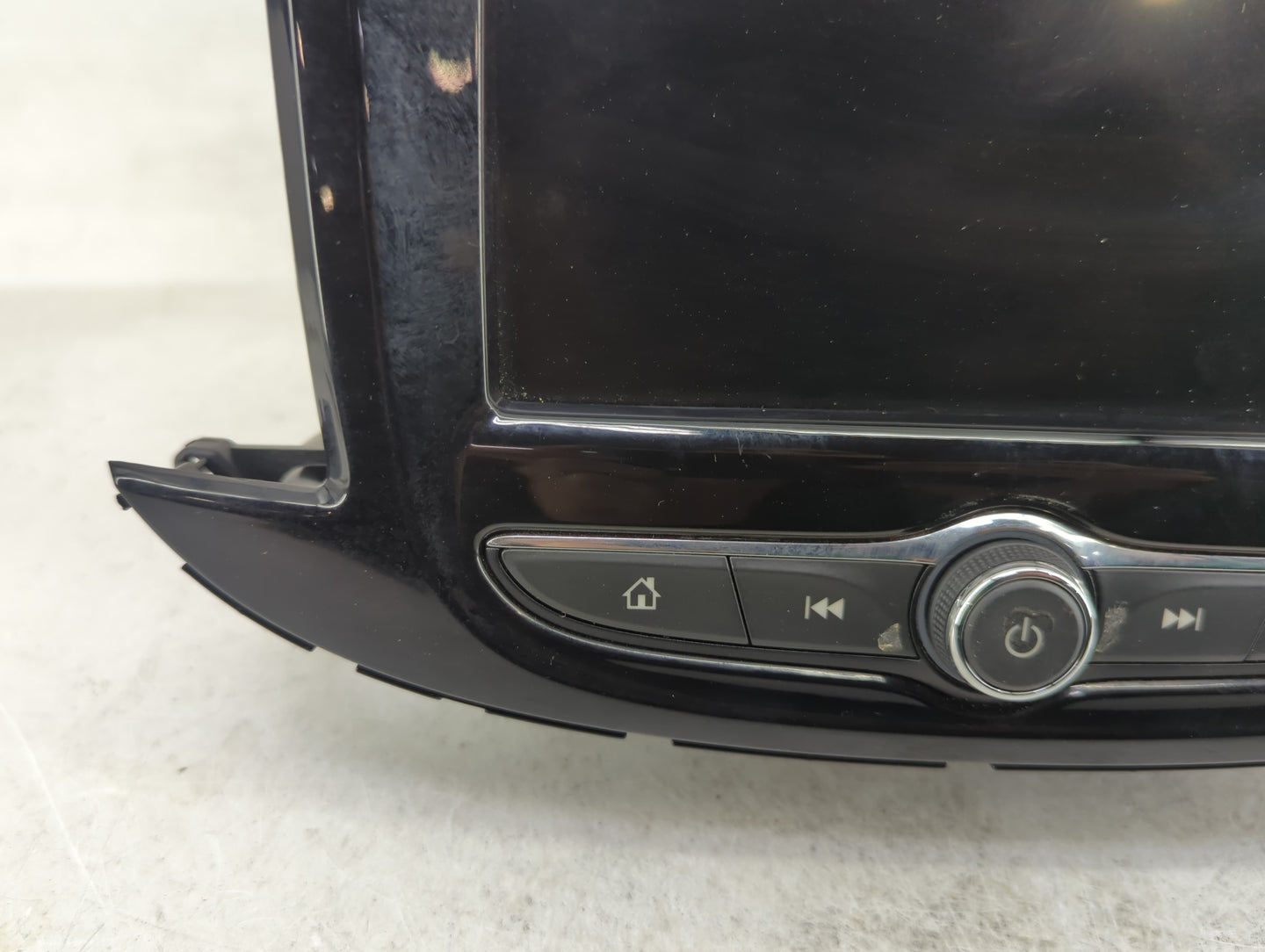 2020-2020 Chevrolet Trax Radio Control Panel - Oemusedautoparts1.com