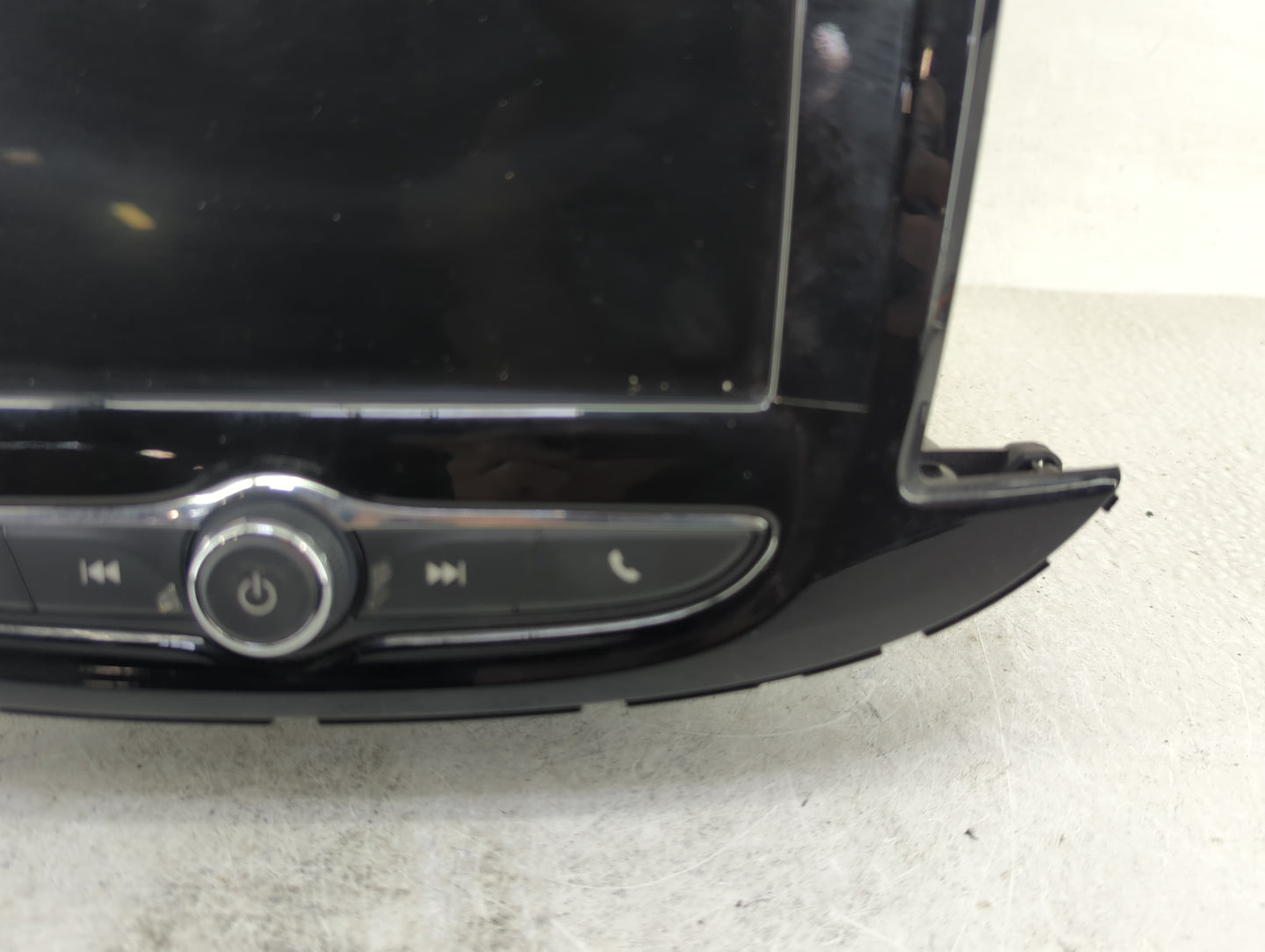 2020-2020 Chevrolet Trax Radio Control Panel - Oemusedautoparts1.com