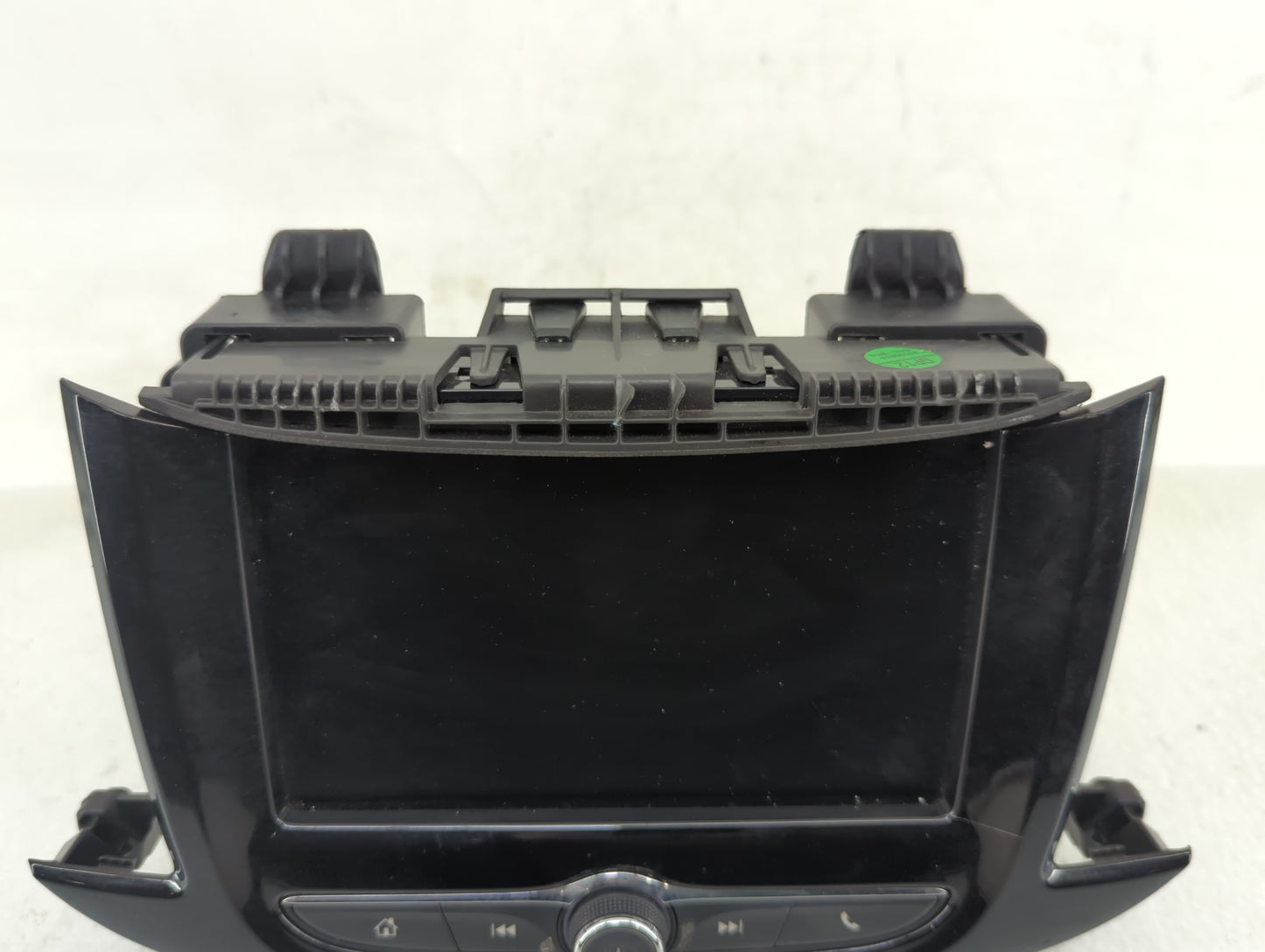 2020-2020 Chevrolet Trax Radio Control Panel - Oemusedautoparts1.com