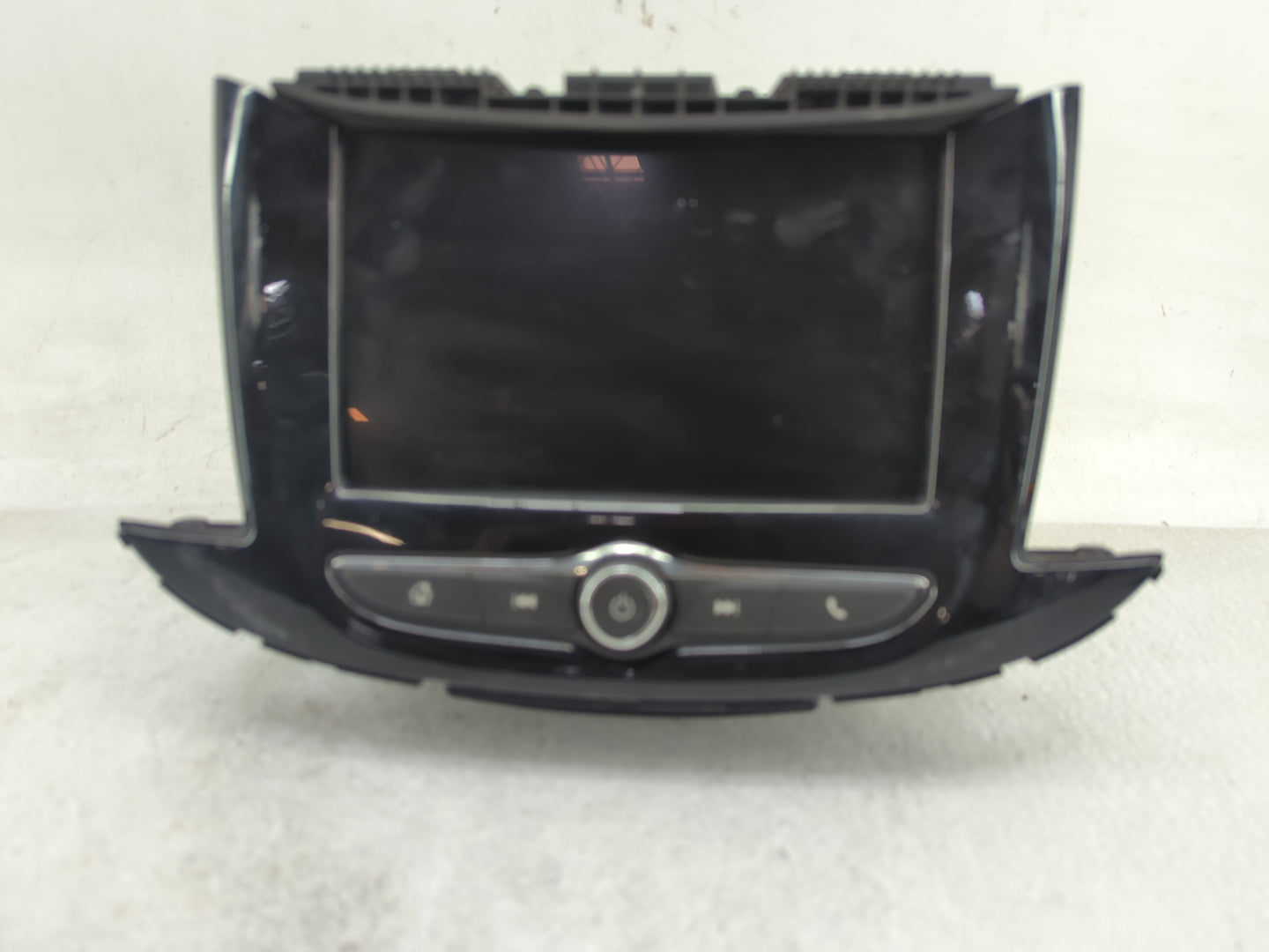 2020 Chevrolet Trax Radio AM FM Cd Player Receiver Replacement P/N:84691595 Fits OEM Used Auto Parts - Oemusedautoparts1.com