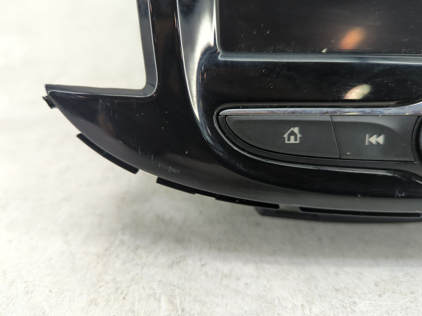 2020 Chevrolet Trax Radio AM FM Cd Player Receiver Replacement P/N:84691595 Fits OEM Used Auto Parts - Oemusedautoparts1.com