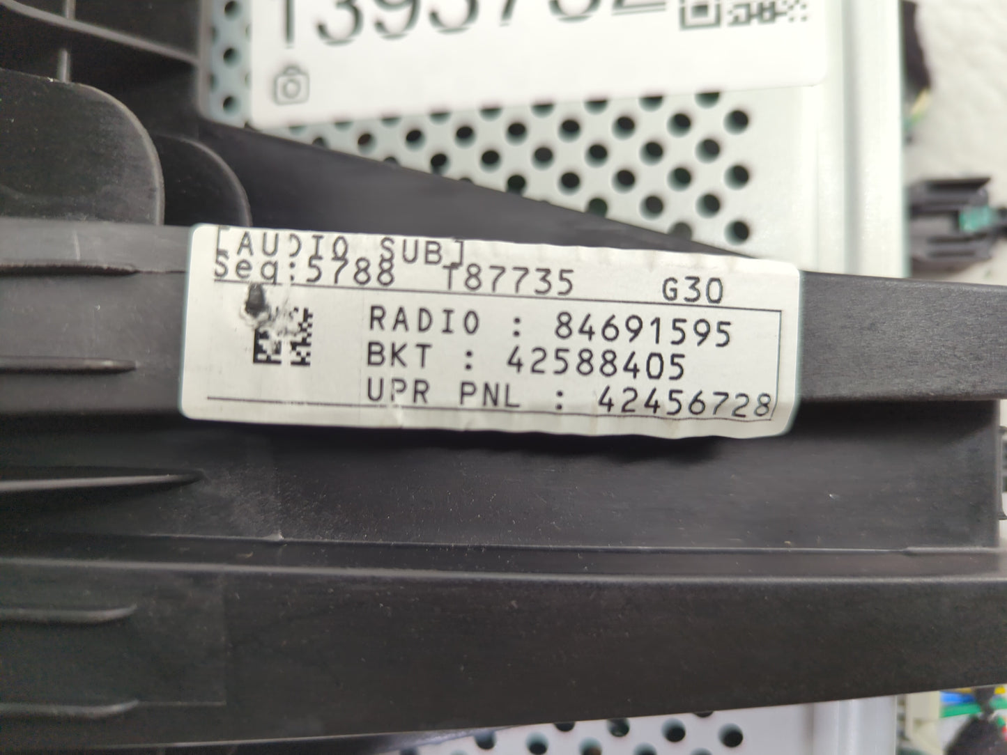 2020 Chevrolet Trax Radio AM FM Cd Player Receiver Replacement P/N:84691595 Fits OEM Used Auto Parts - Oemusedautoparts1.com