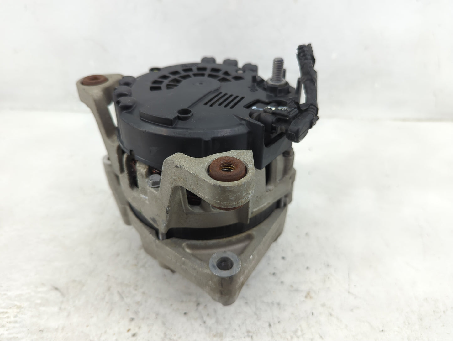 2013-2021 Chevrolet Trax Alternator Replacement Generator Charging Assembly Engine OEM P/N:FGN12S064 2619573 Fits OEM Used A