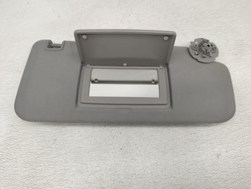 2017-2021 Chevrolet Trax Sun Visor Shade Replacement Passenger Right Mirror Fits Fits 2017 2018 2019 2020 2021 OEM Used Auto