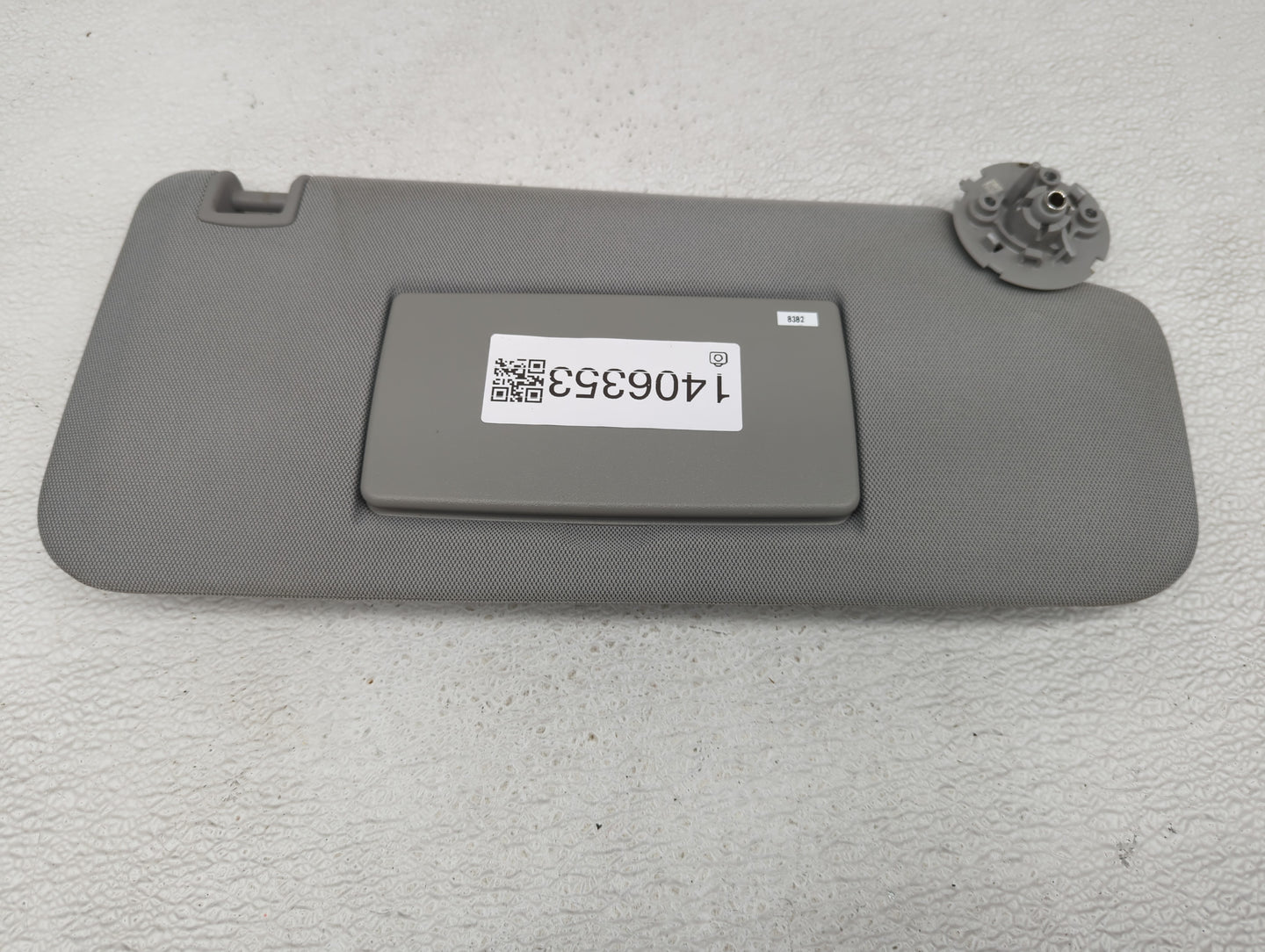 2017-2021 Chevrolet Trax Sun Visor Shade Replacement Passenger Right Mirror Fits Fits 2017 2018 2019 2020 2021 OEM Used Auto