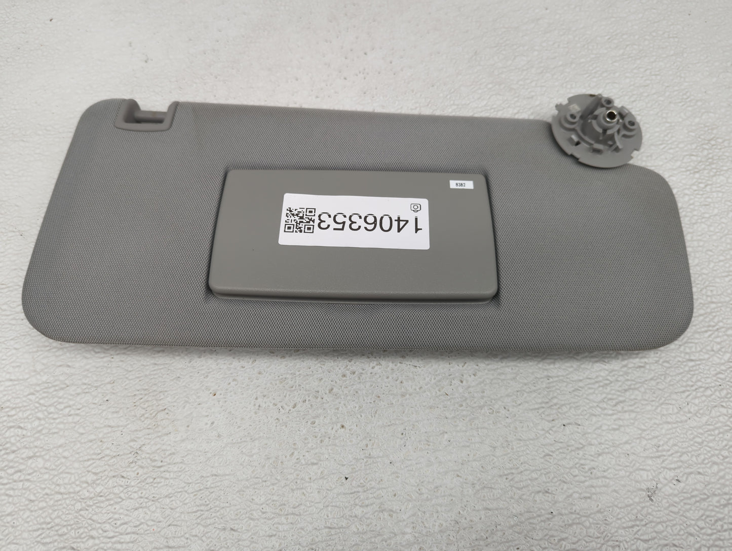 2017-2021 Chevrolet Trax Sun Visor Shade Replacement Passenger Right Mirror Fits Fits 2017 2018 2019 2020 2021 OEM Used Auto