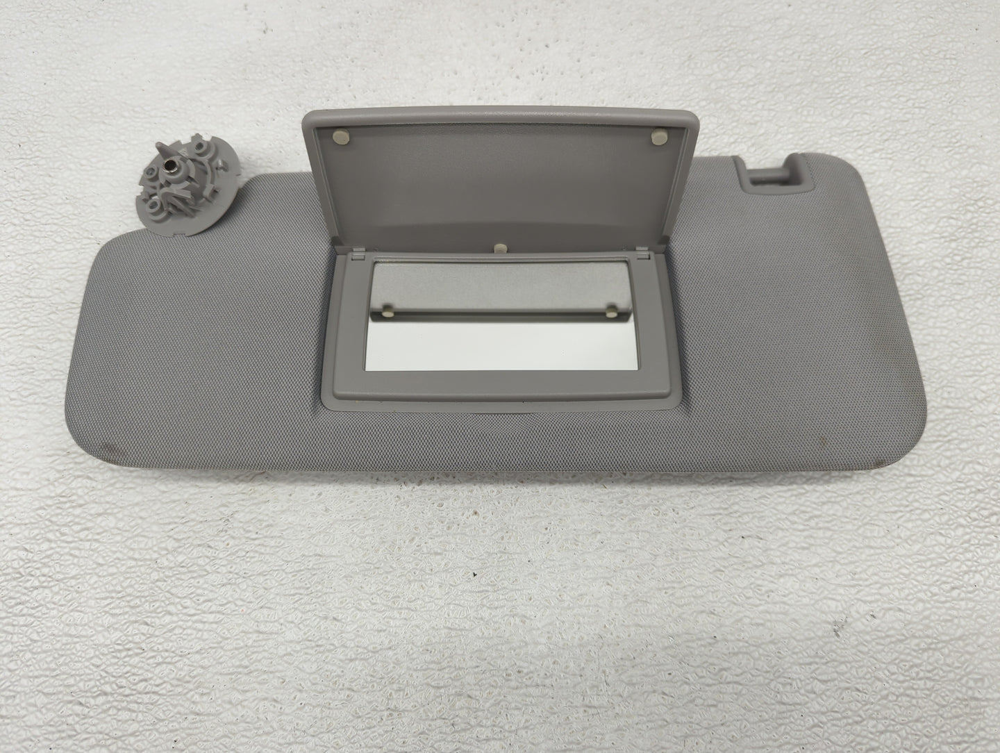 2017-2021 Chevrolet Trax Sun Visor Shade Replacement Driver Left Mirror Fits Fits 2017 2018 2019 2020 2021 OEM Used Auto Par