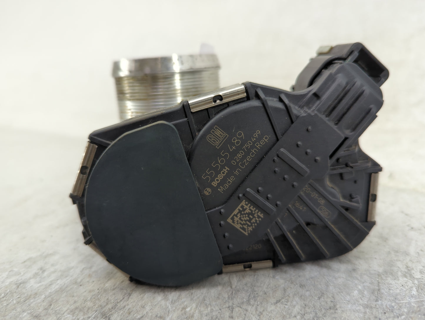 2013-2021 Chevrolet Trax Throttle Body P/N:55565489 Fits Fits 2011 2012 2013 2014 2015 2016 2017 2018 2019 2020 2021 OEM Use