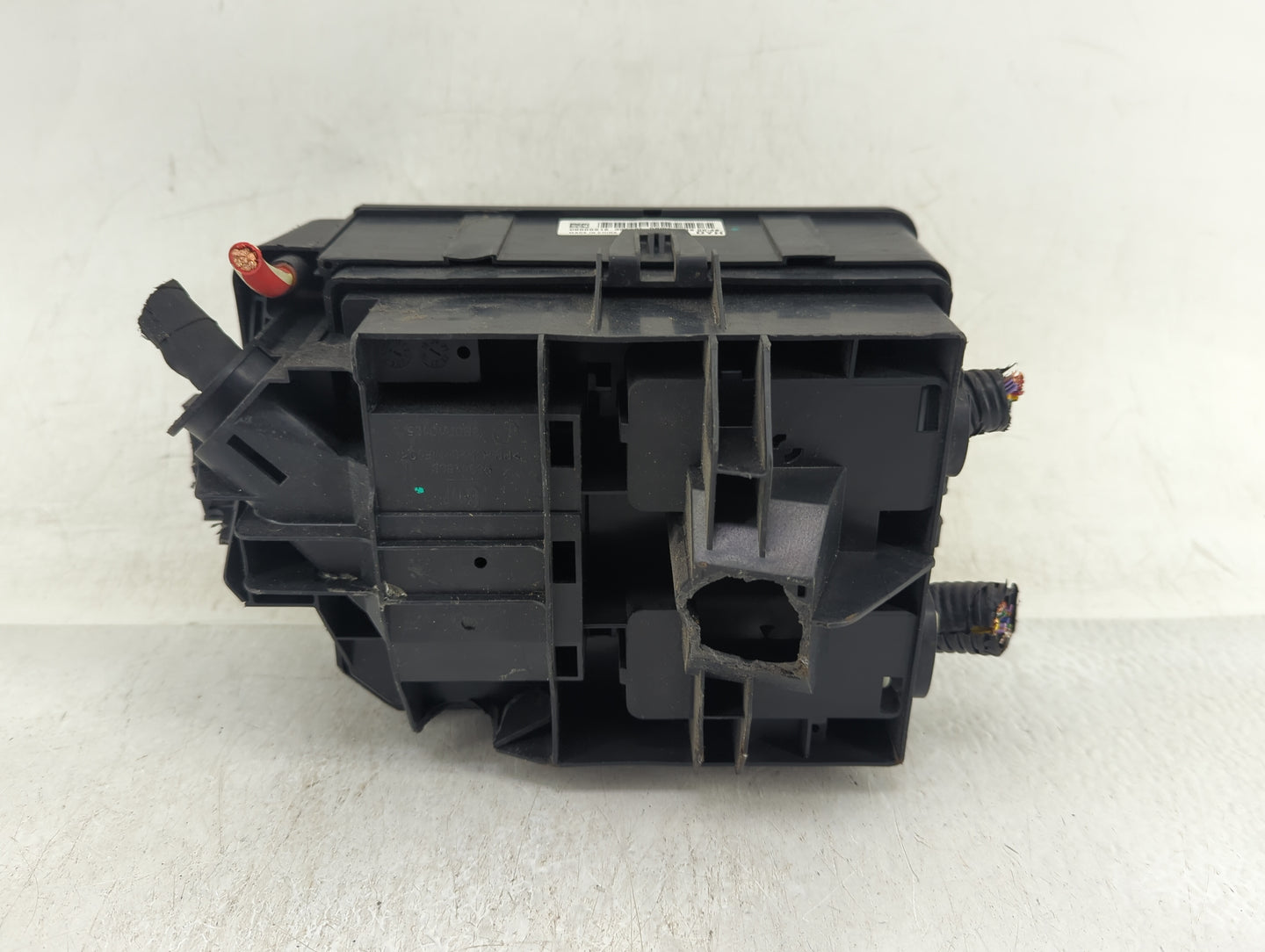 2018-2021 Chevrolet Trax Fusebox Fuse Box Panel Relay Module P/N:42624875 Fits Fits 2018 2019 2020 2021 OEM Used Auto Parts 