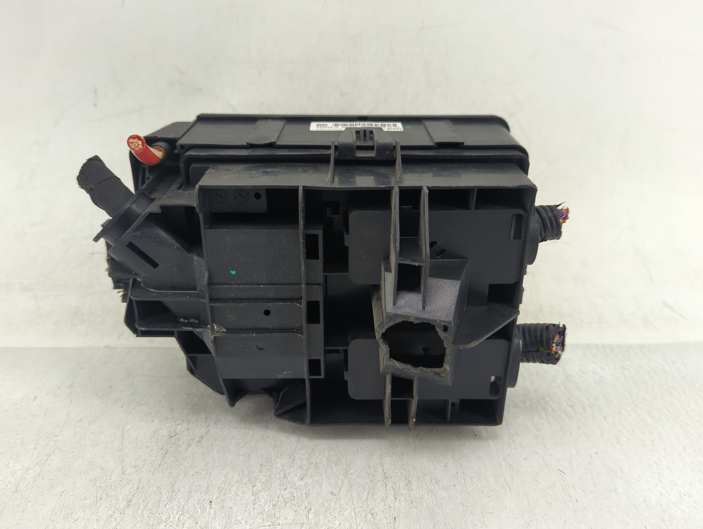 2018-2021 Chevrolet Trax Fusebox Fuse Box Panel Relay Module P/N:42624875 Fits Fits 2018 2019 2020 2021 OEM Used Auto Parts 