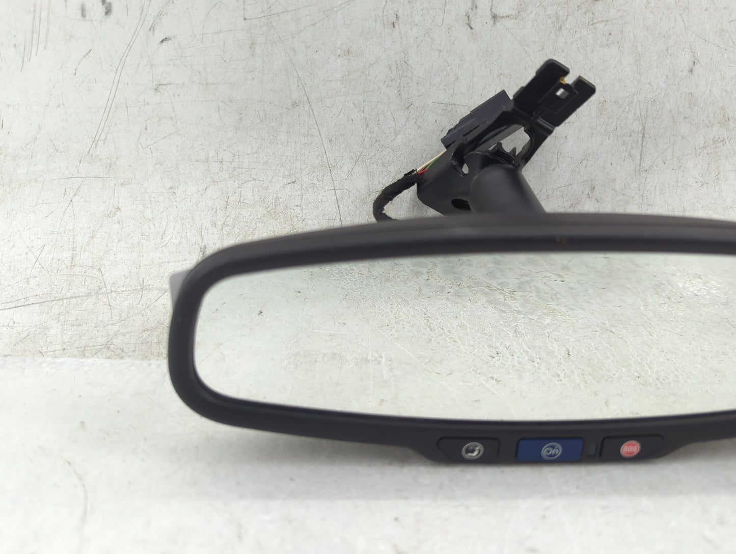 2013-2021 Chevrolet Trax Interior Rear View Mirror Replacement OEM P/N:A048070 Fits OEM Used Auto Parts - Oemusedautoparts1.