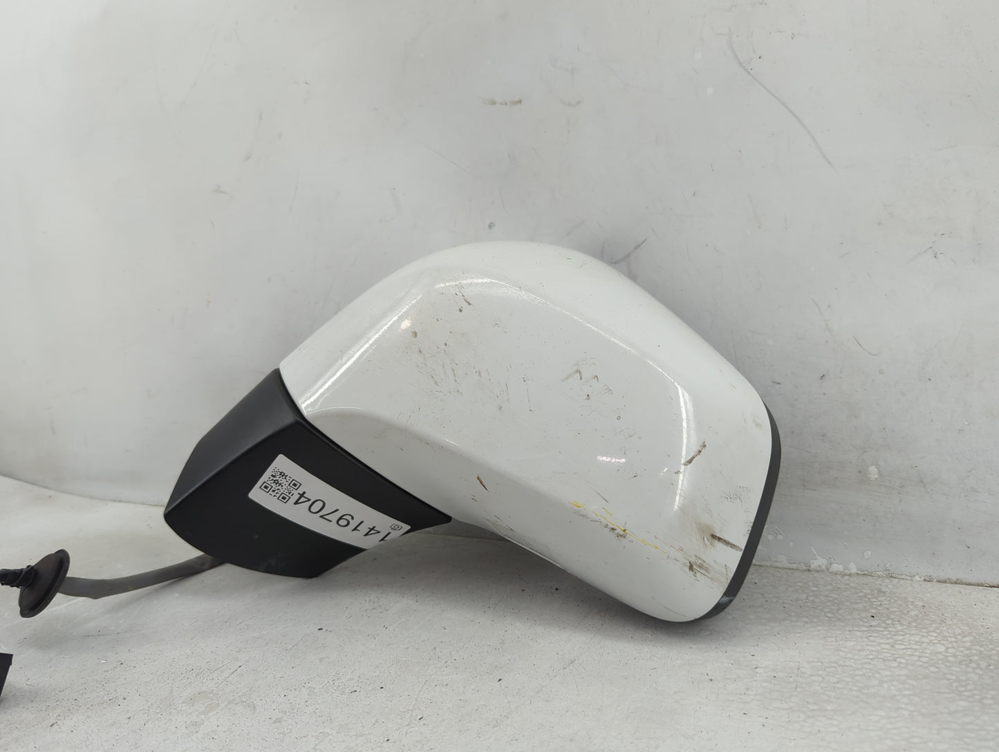 2017-2021 Chevrolet Trax Driver Side View Mirror - Left Door Mirror OEM Used - Oemusedautoparts1.com