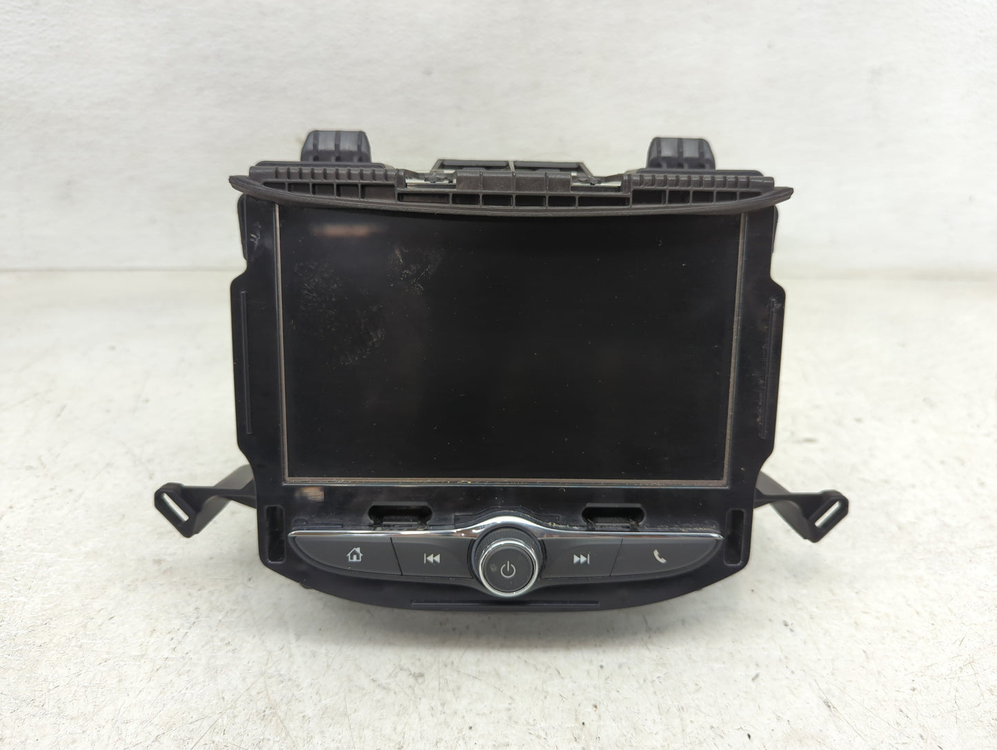 2020 Chevrolet Trax Radio AM FM Cd Player Receiver Replacement P/N:84691595 Fits OEM Used Auto Parts - Oemusedautoparts1.com