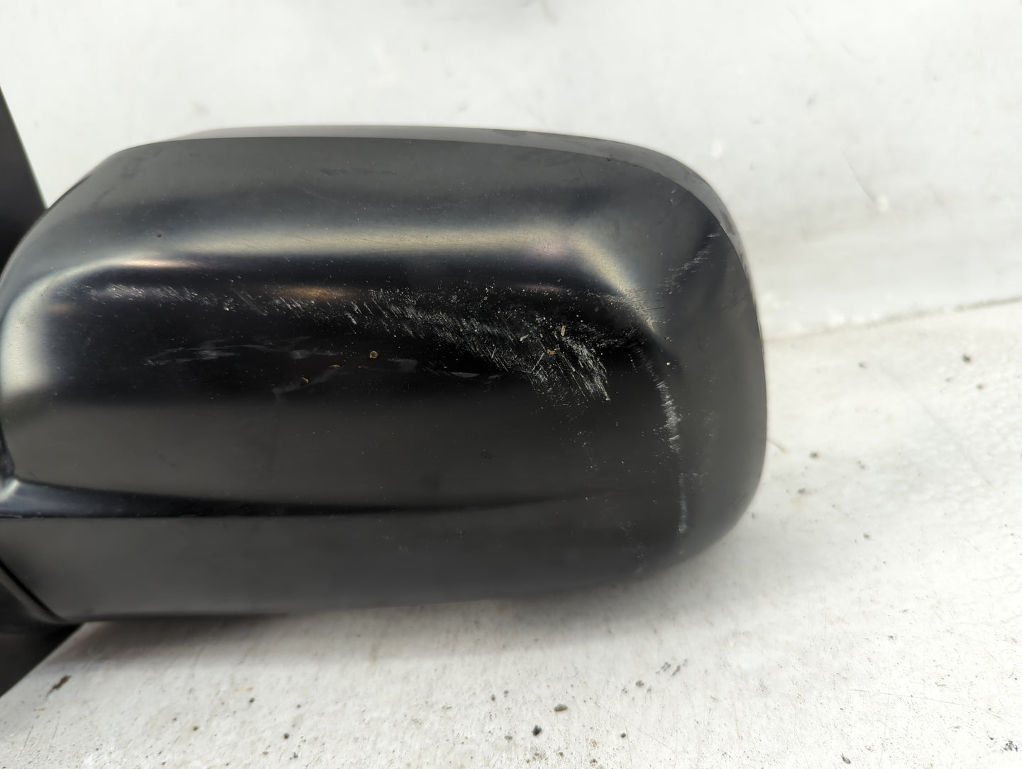 2017-2020 Chevrolet Trax Driver Side View Mirror - Left Door Mirror OEM Used - Oemusedautoparts1.com