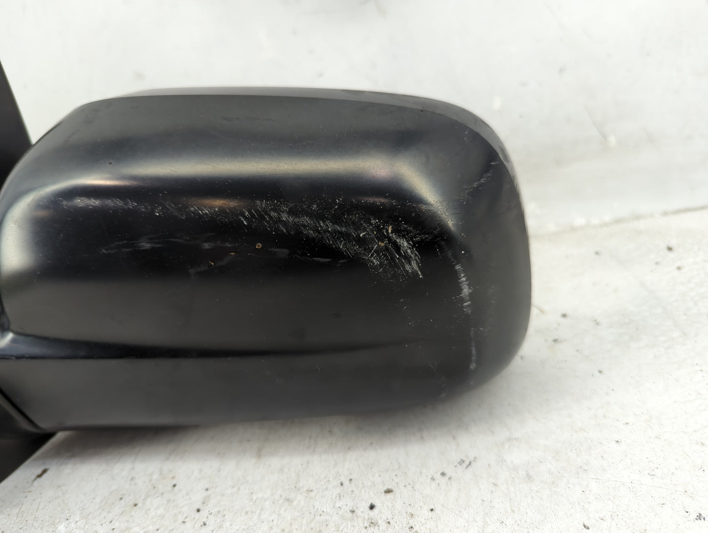 2017-2020 Chevrolet Trax Driver Side View Mirror - Left Door Mirror OEM Used - Oemusedautoparts1.com