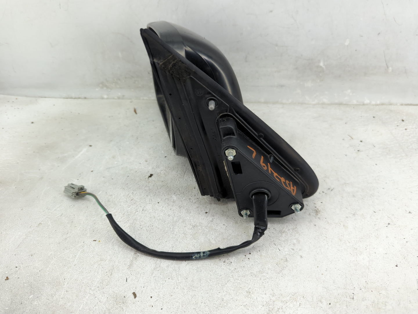 2017-2020 Chevrolet Trax Driver Side View Mirror - Left Door Mirror OEM Used - Oemusedautoparts1.com