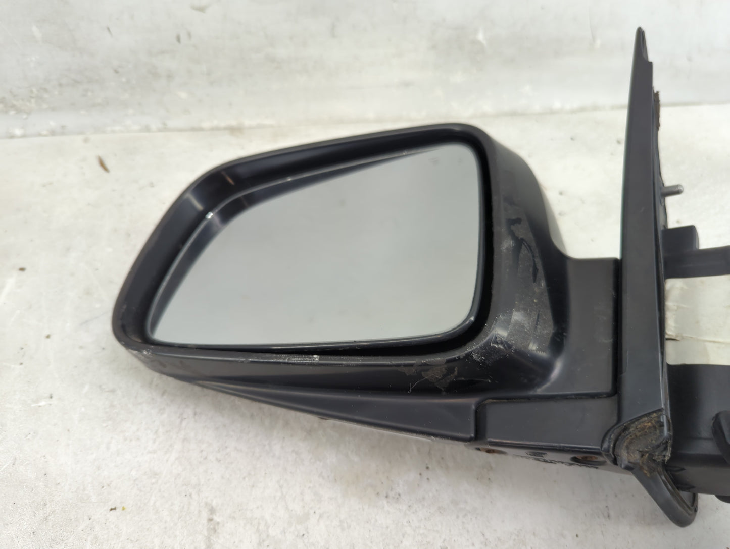 2017-2020 Chevrolet Trax Driver Side View Mirror - Left Door Mirror OEM Used - Oemusedautoparts1.com