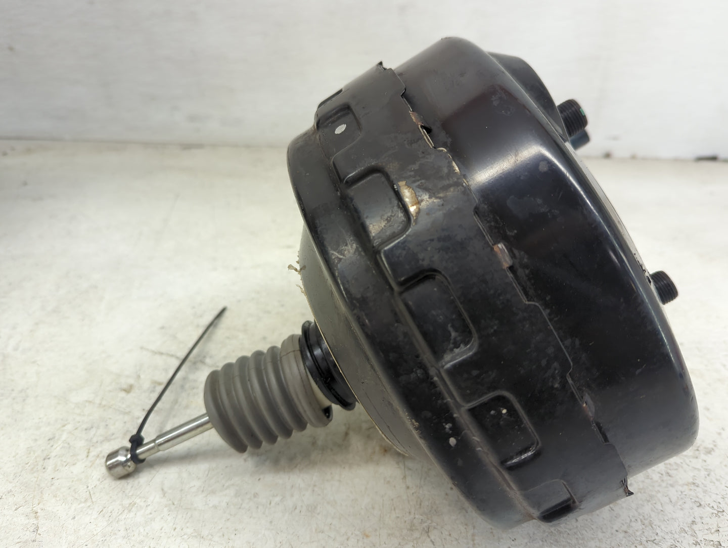 2013-2021 Chevrolet Trax Power Brake Booster Oem 1427905 - Oemusedautoparts1.com
