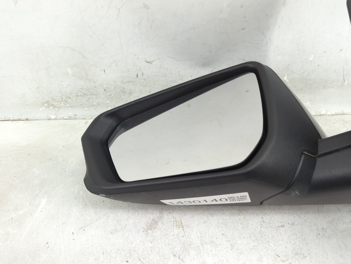 2017-2020 Chevrolet Trax Driver Side View Mirror - Left Door Mirror OEM Used - Oemusedautoparts1.com