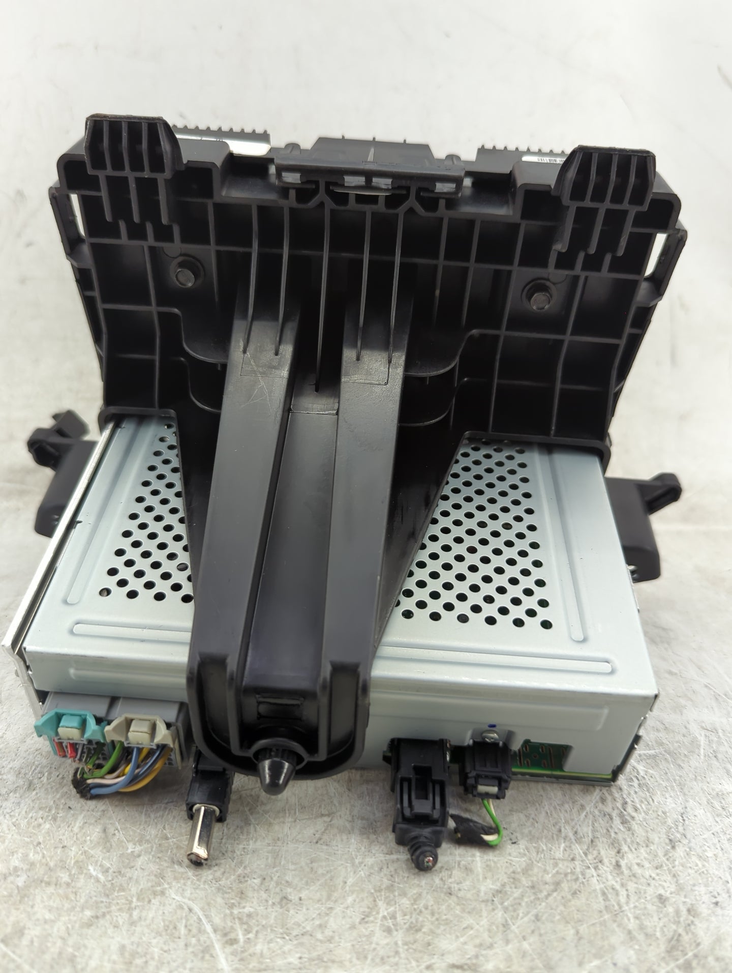 2020 Chevrolet Trax Radio AM FM Cd Player Receiver Replacement P/N:84691595 FT0108A, RCPDF16/551, RCPUFT16-1783, BABFT0106A 
