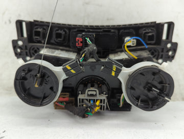 2017-2021 Chevrolet Trax Climate Control Module Temperature AC/Heater Replacement P/N:42588188 545329302 Fits OEM Used Auto Parts