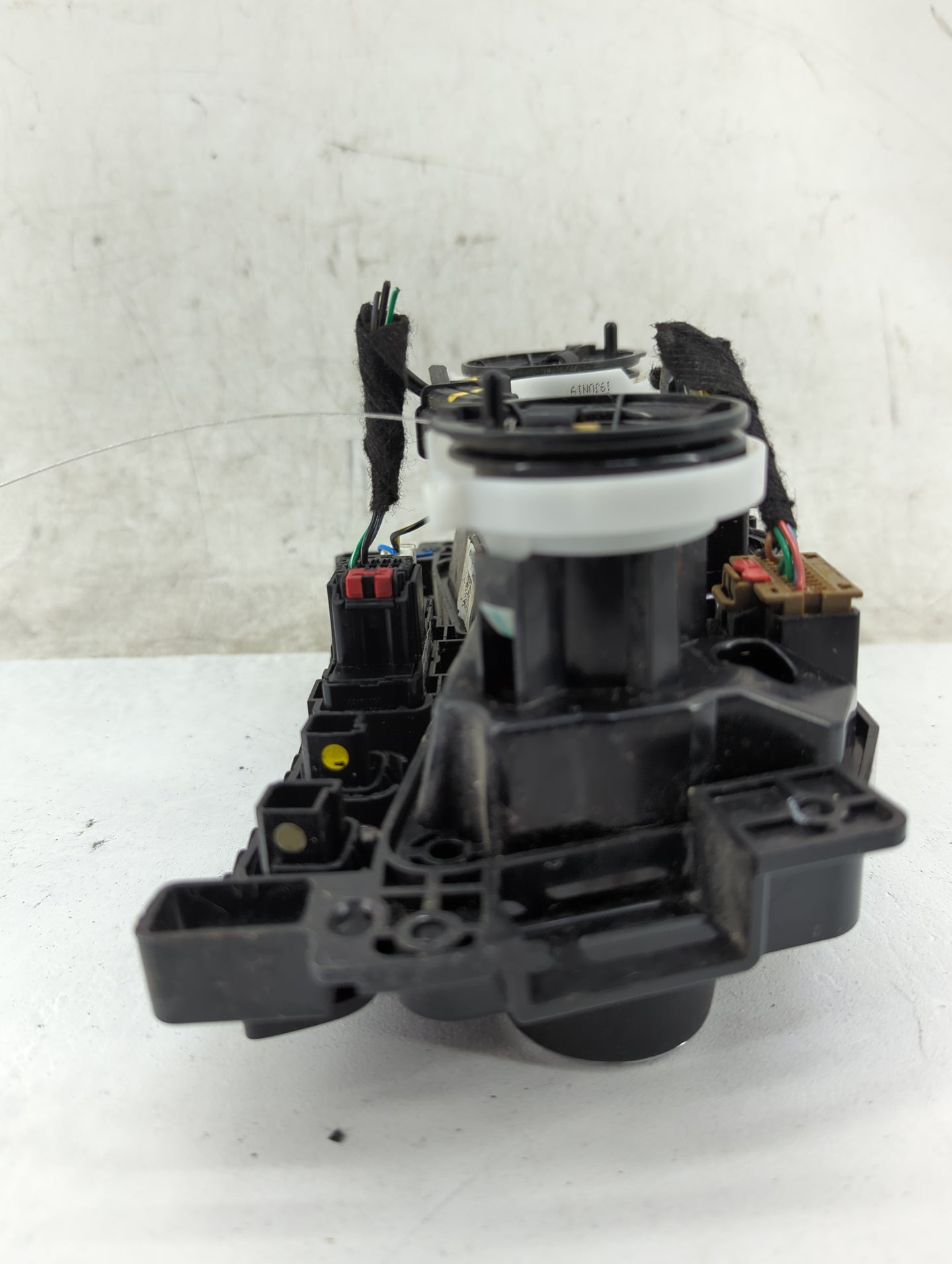 2017-2021 Chevrolet Trax Climate Control Module Temperature AC/Heater Replacement P/N:42588188 545329302 Fits OEM Used Auto 