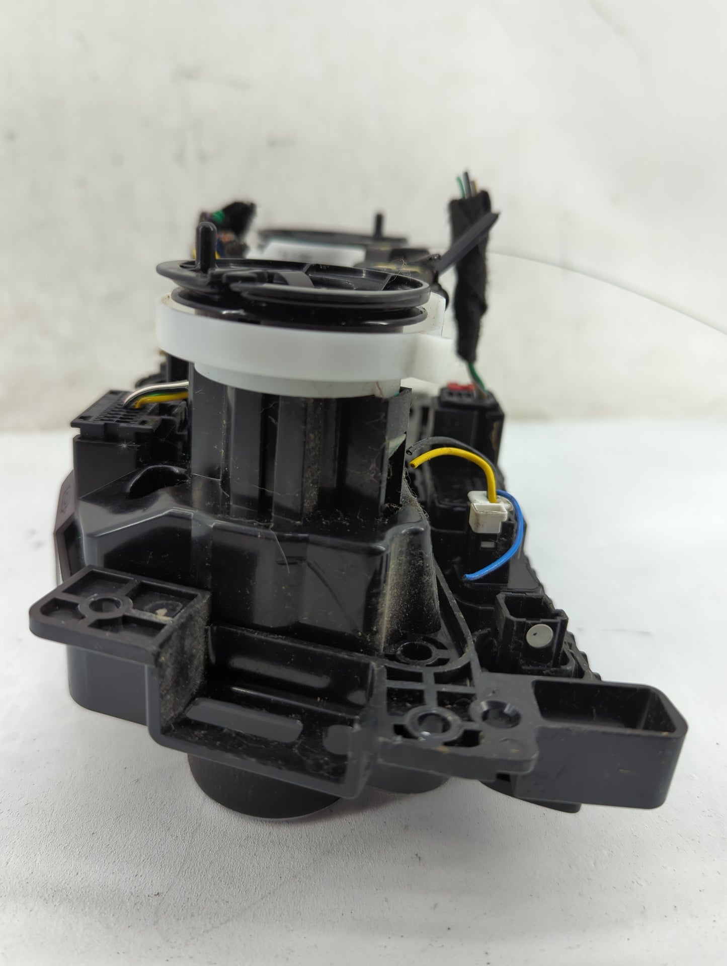 2017-2021 Chevrolet Trax Climate Control Module Temperature AC/Heater Replacement P/N:42588188 545329302 Fits OEM Used Auto 