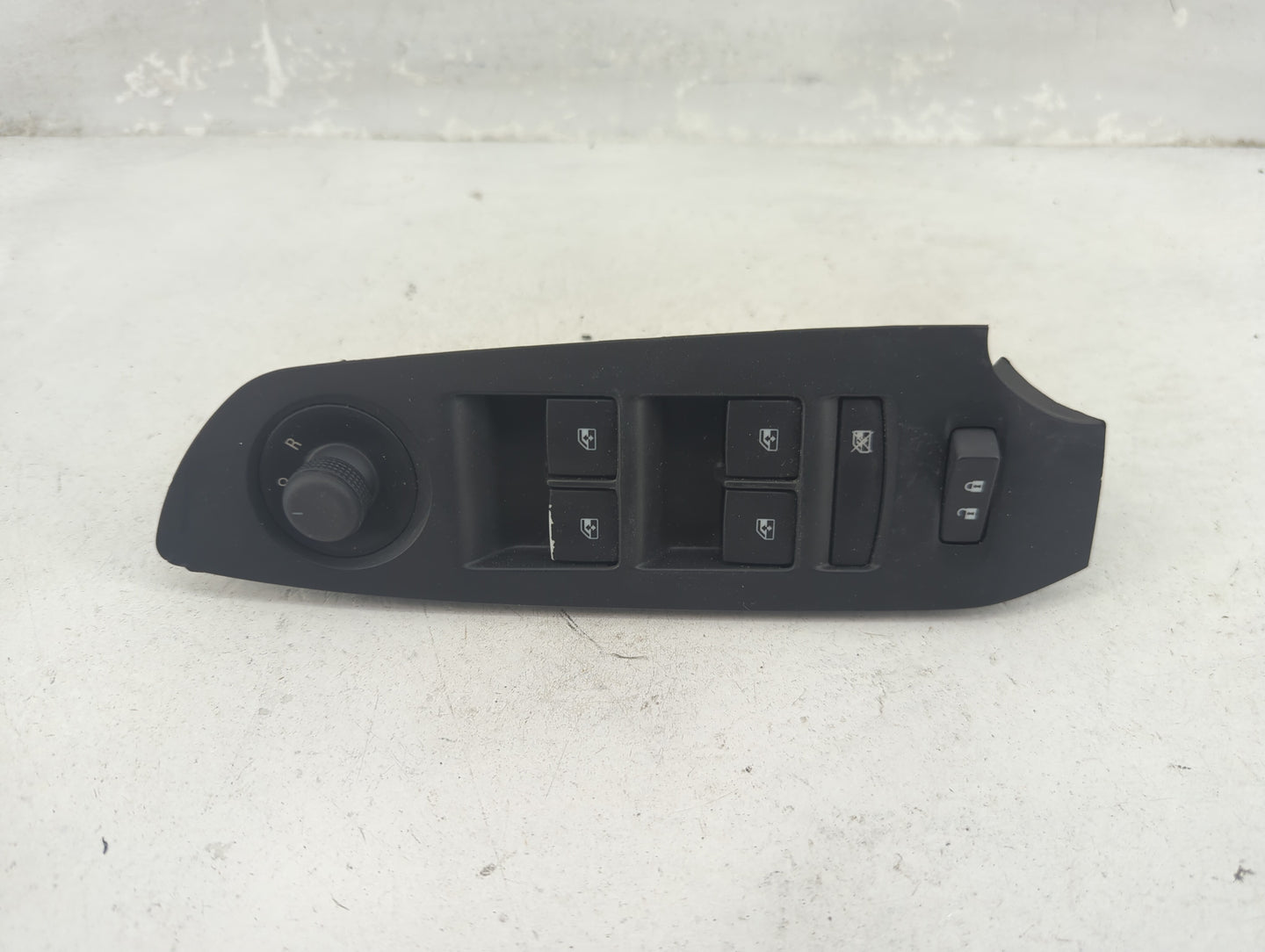 2017-2021 Chevrolet Trax Master Power Window Switch Replacement Driver Side Left P/N:13408454 321955 Fits OEM Used Auto Part